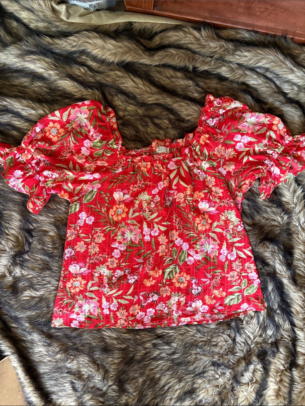 Status By Chenault Floral Red Off-Shoulder Puff Sleeve Blouse Size Large